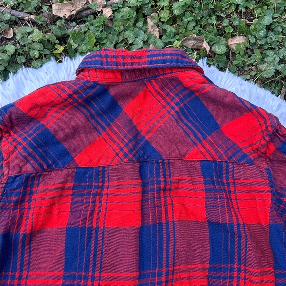 GAP Women’s Red and Navy Blue Flannel Button Down Shirt Size Medium - Picture 13 of 13